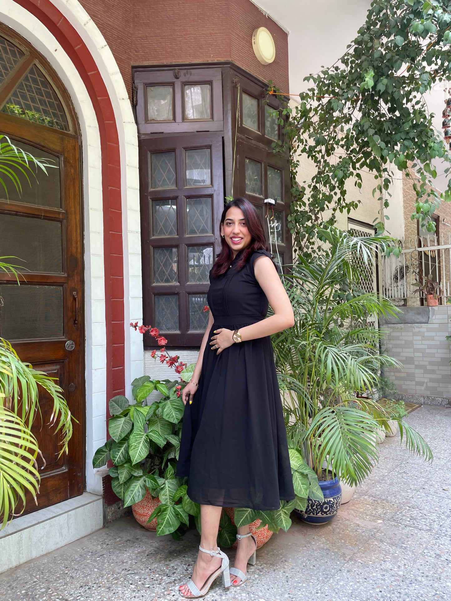 Trophy Georgette Dress- Black