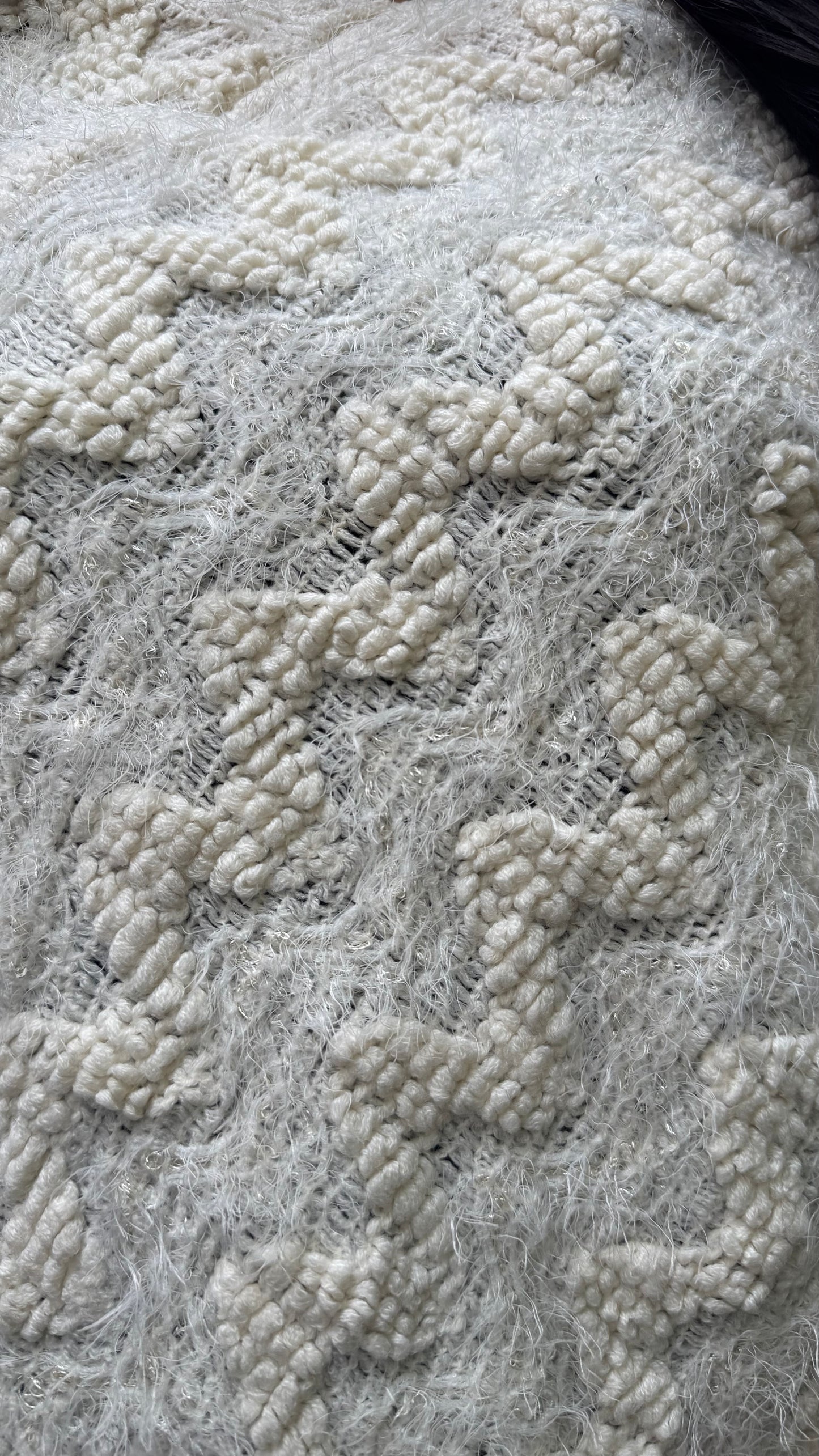 White Feather Woollen Poncho (Free Size)