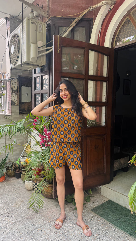 Ikat Printed Cotton Set - Mustard