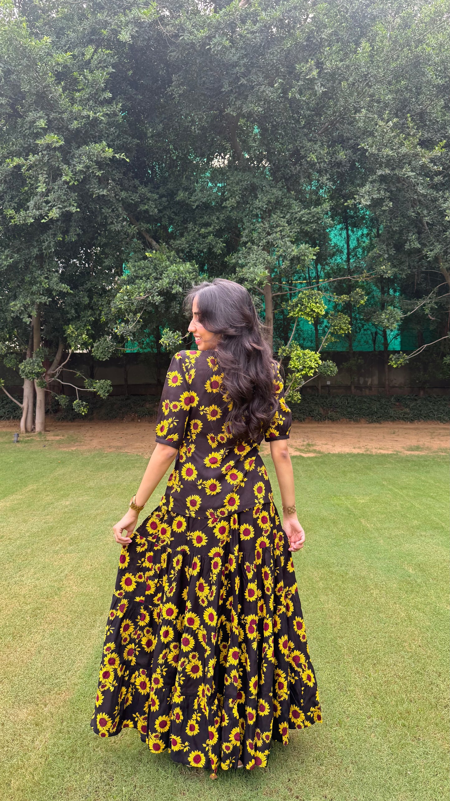 Sunflower Scalloped Top - Black (Premium Collection)