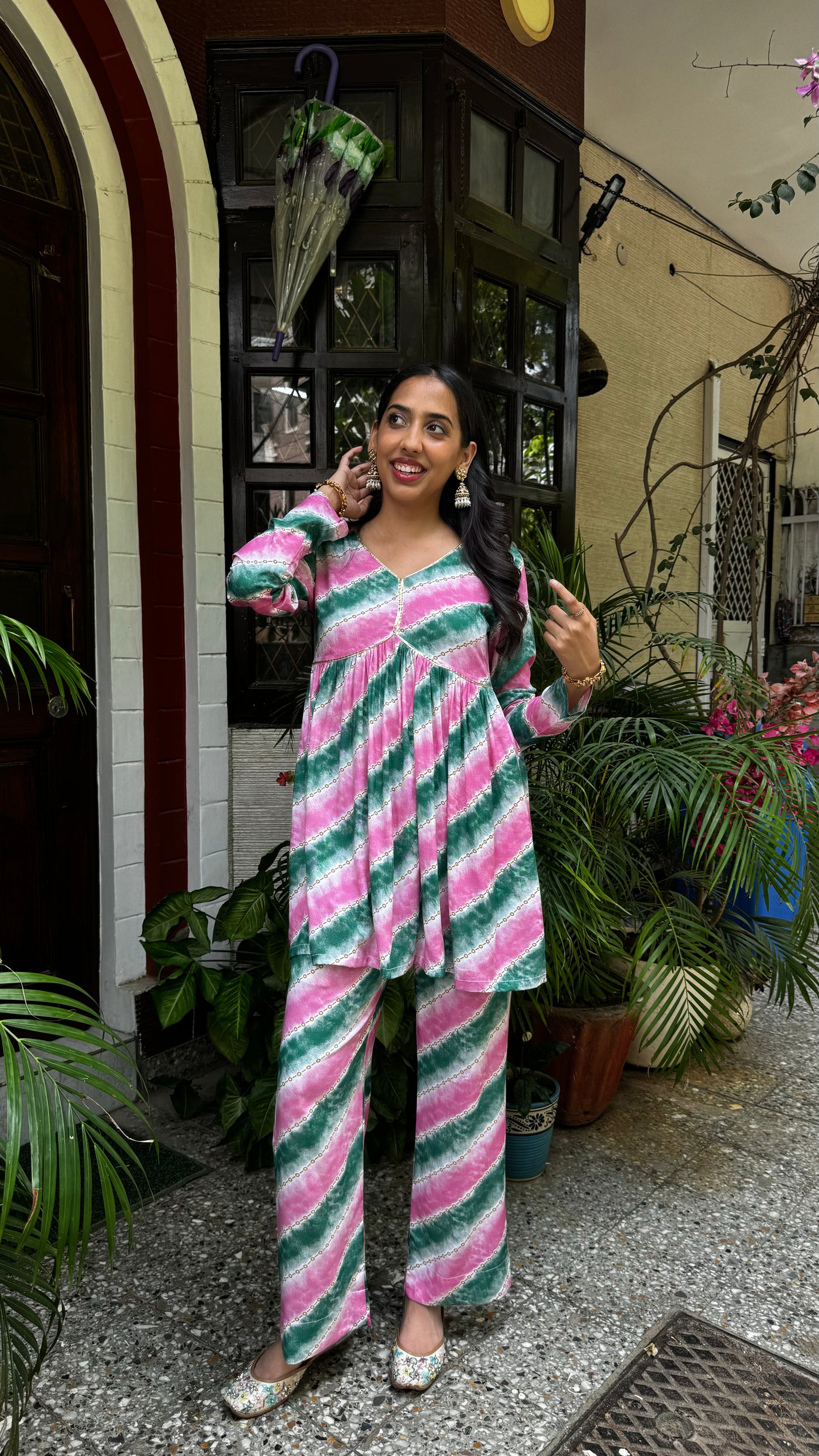 Lehariya Patakha Set - (Premium Collection)
