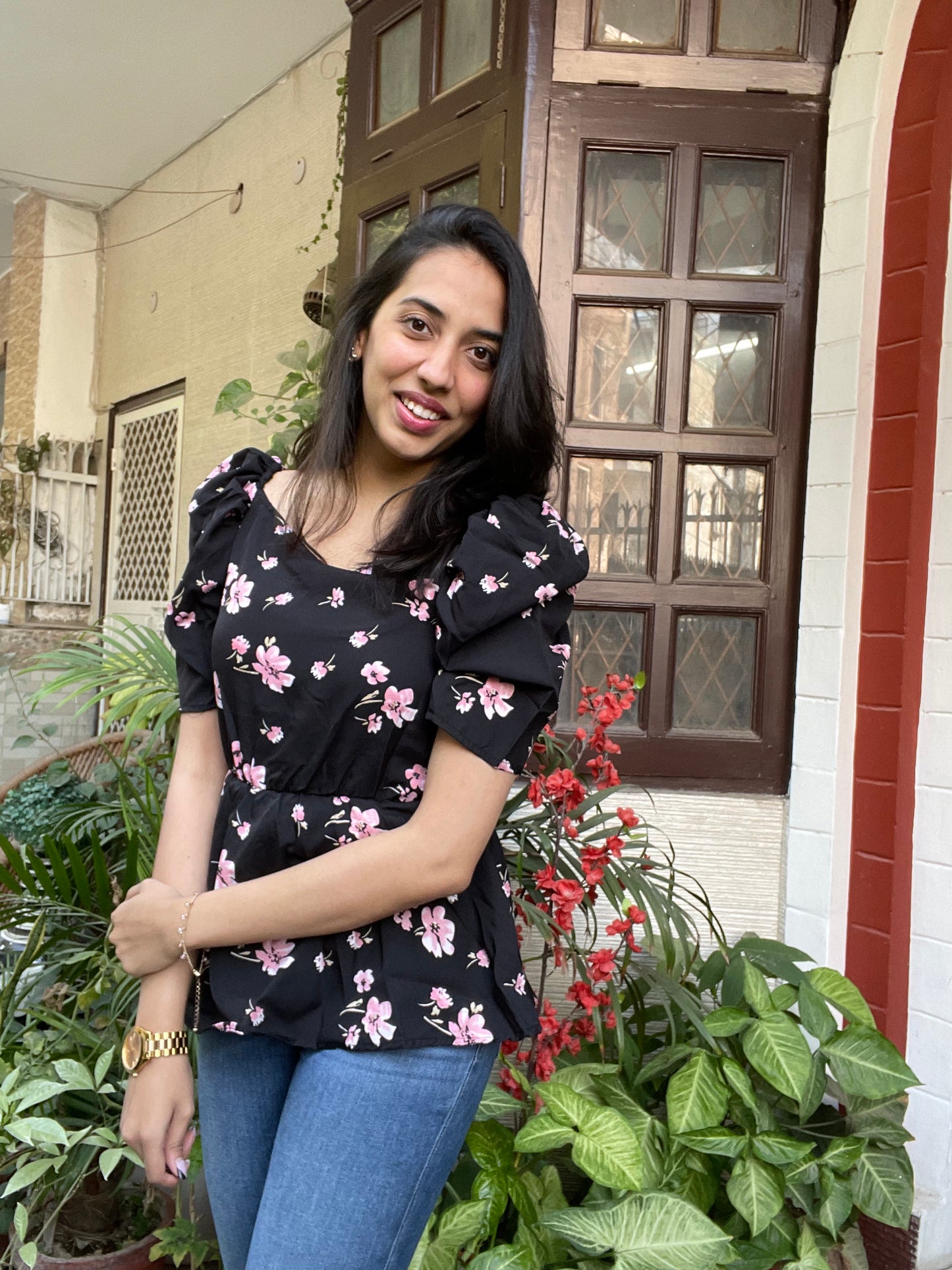 Black Floral Puffed Top