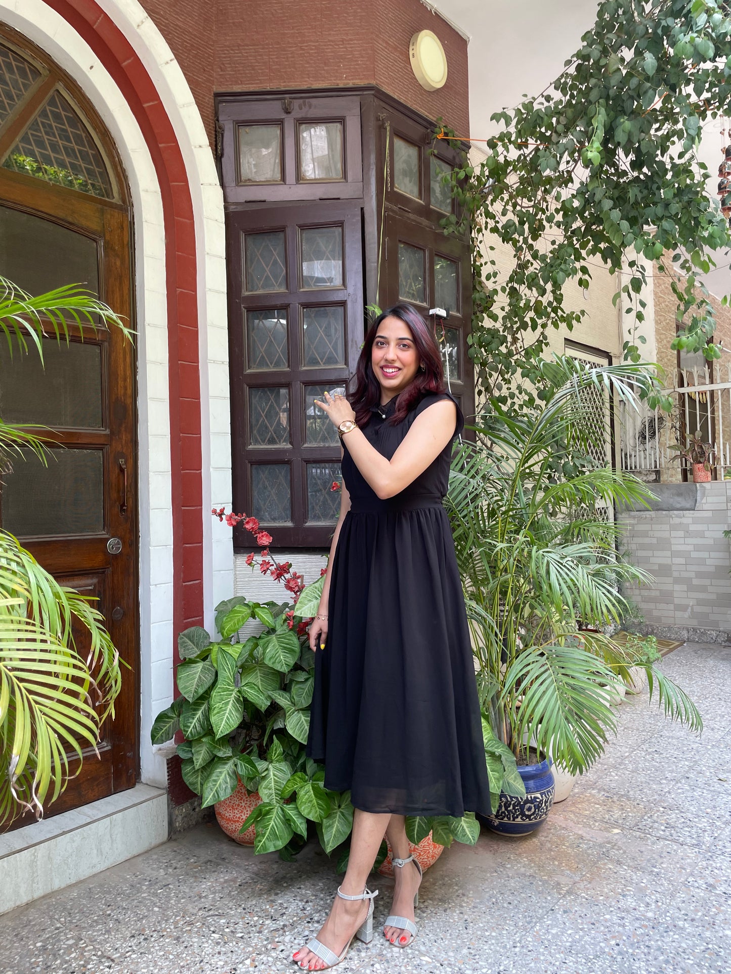 Trophy Georgette Dress- Black