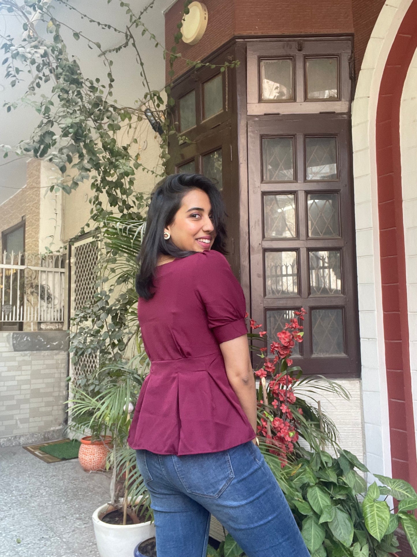 Basic B Wine Top