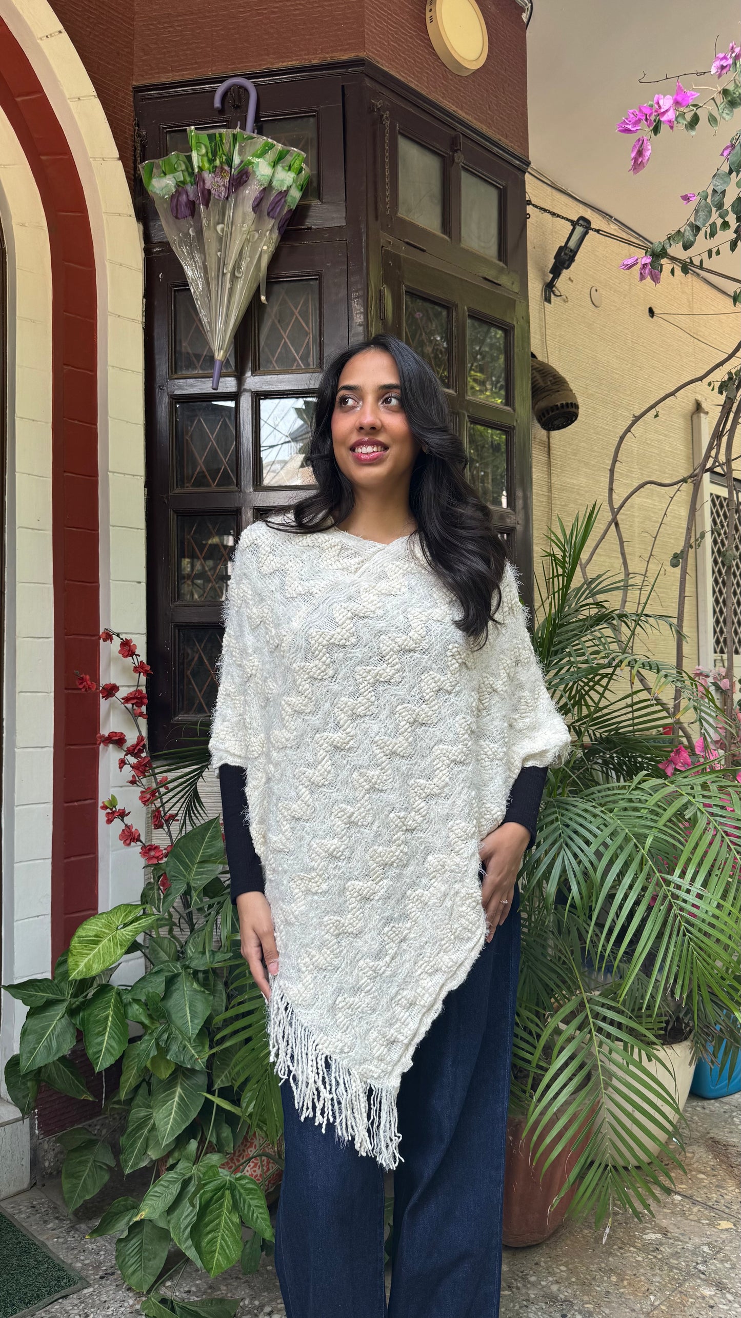 White Feather Woollen Poncho (Free Size)