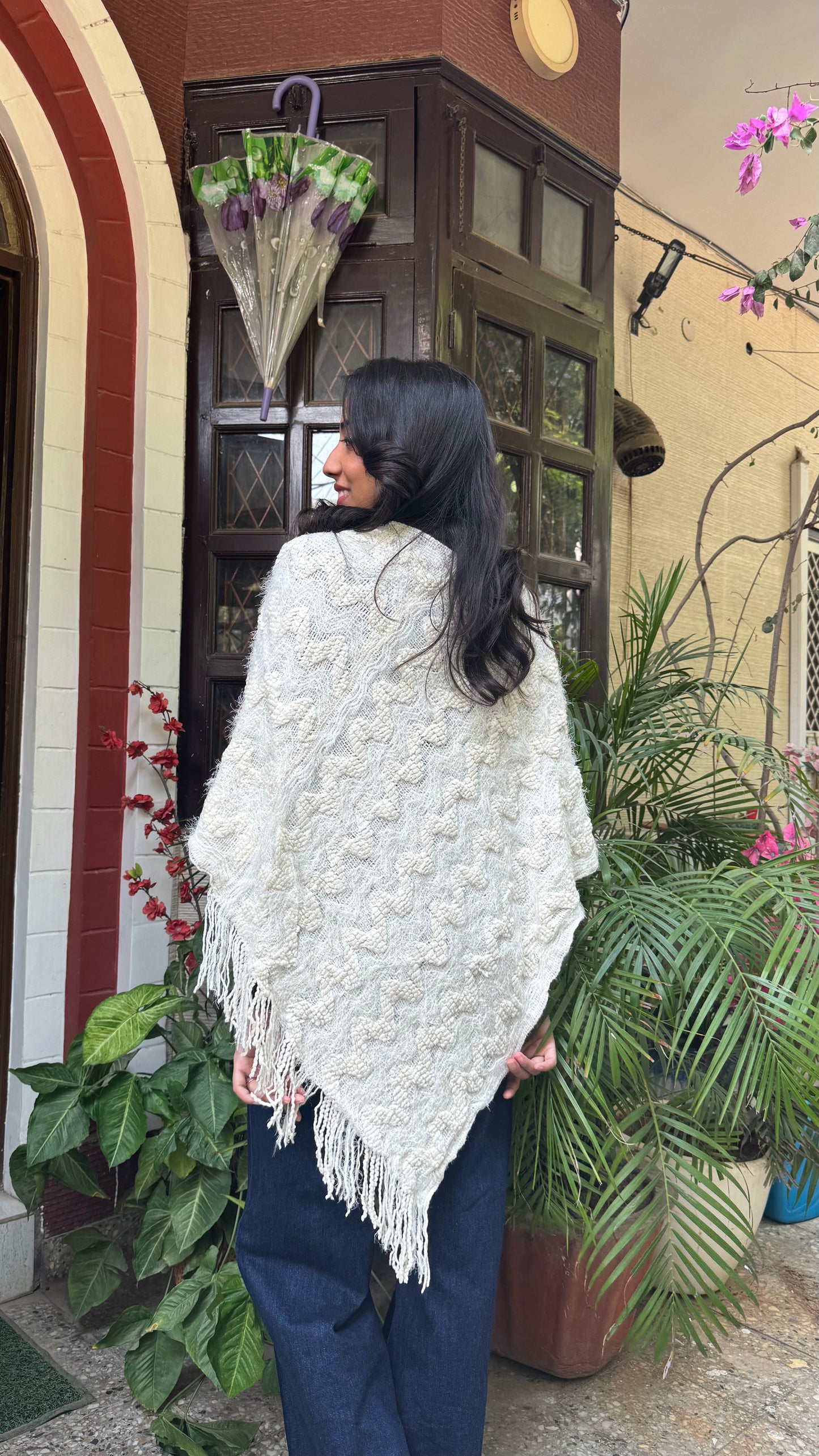 White Feather Woollen Poncho (Free Size)