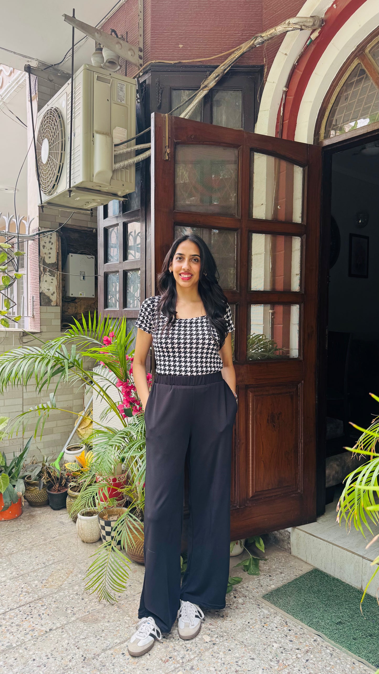 Korean Comfy Wide Trousers – Black