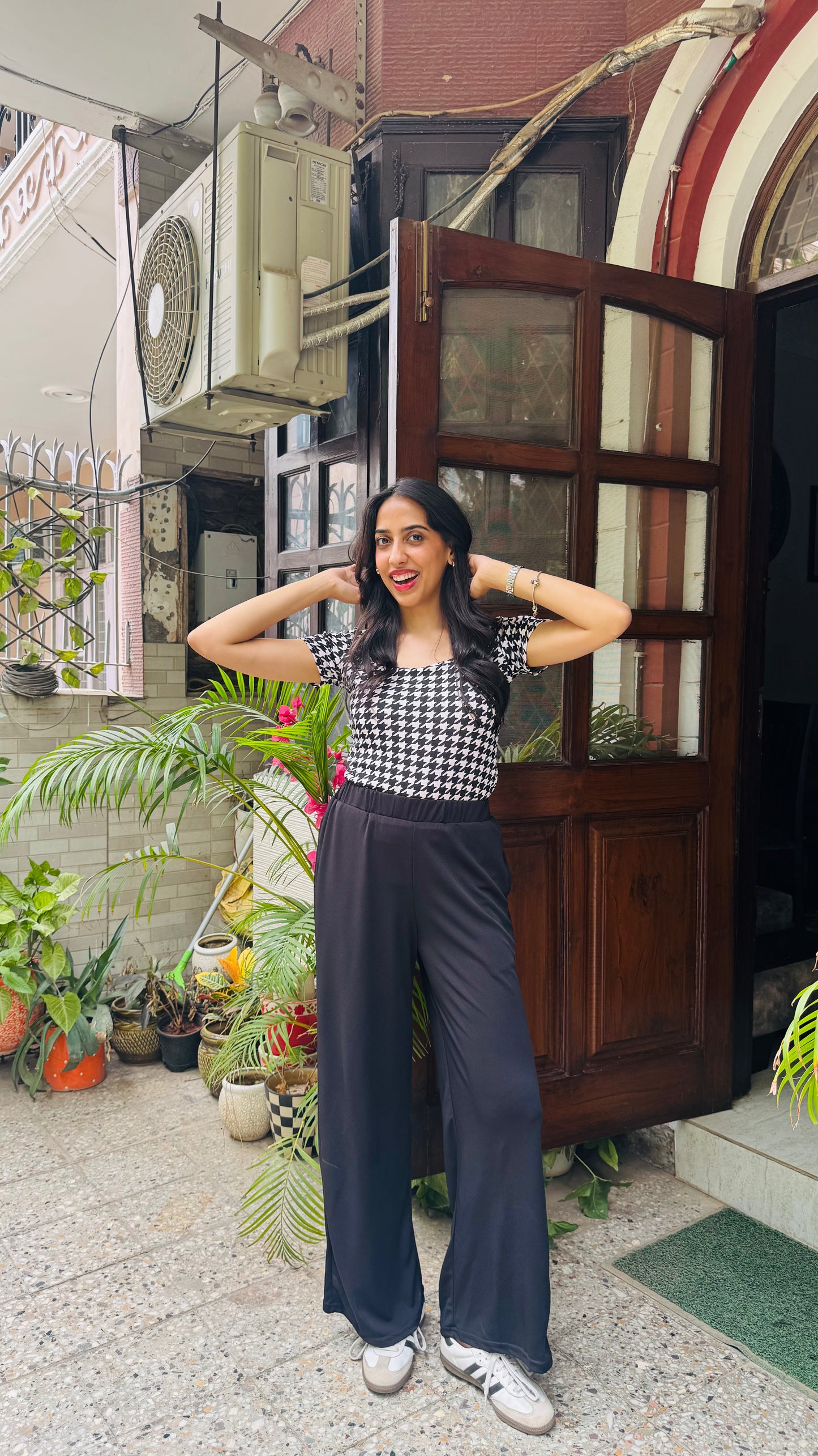 Korean Comfy Wide Trousers – Black