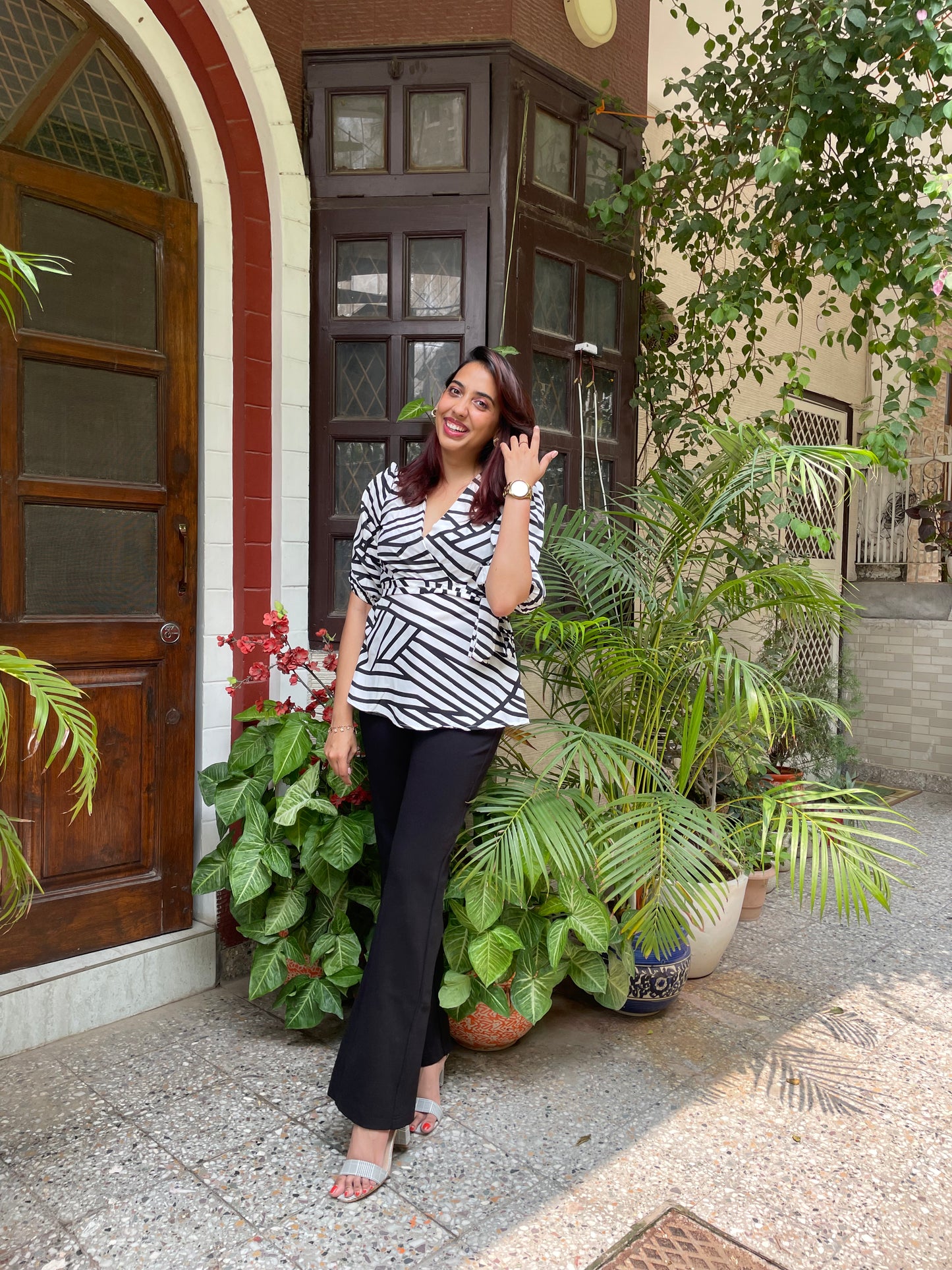 Stripe it Top- B&W