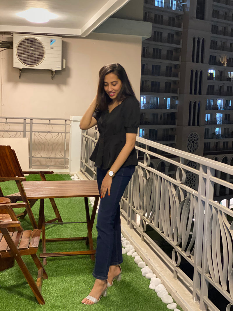 Basic B Black Top
