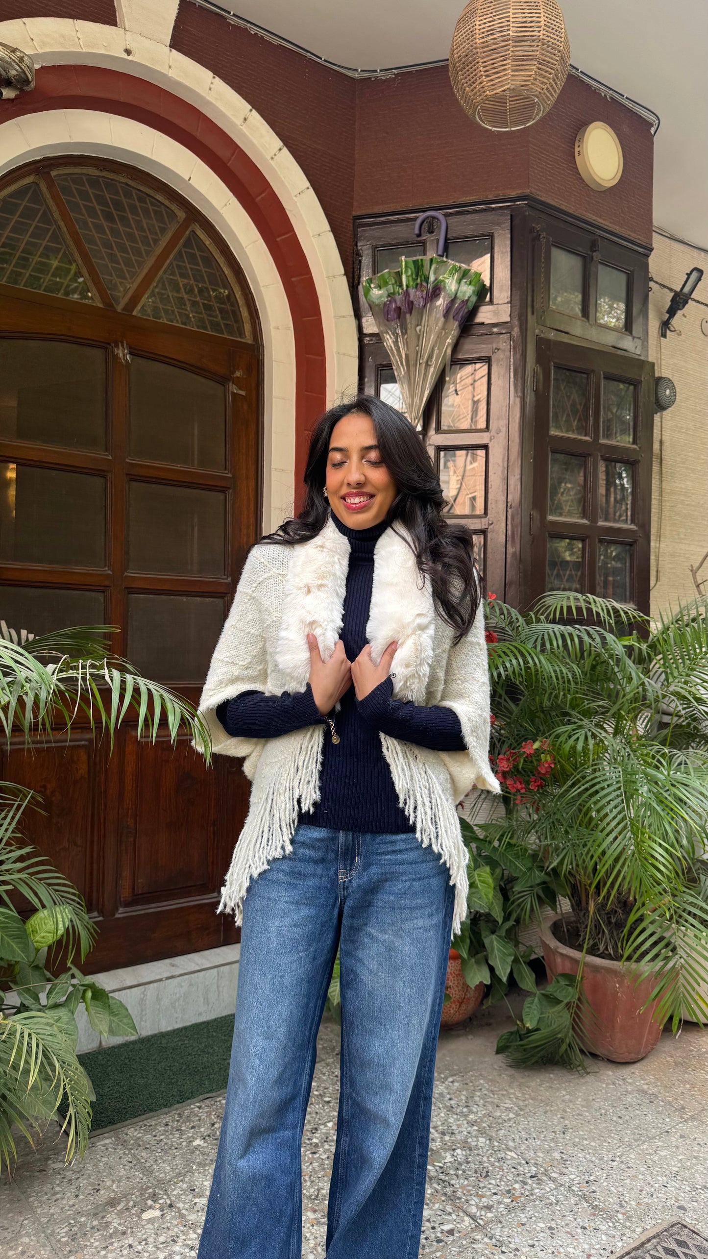 Classic Fur Shrug - White (Free Size)