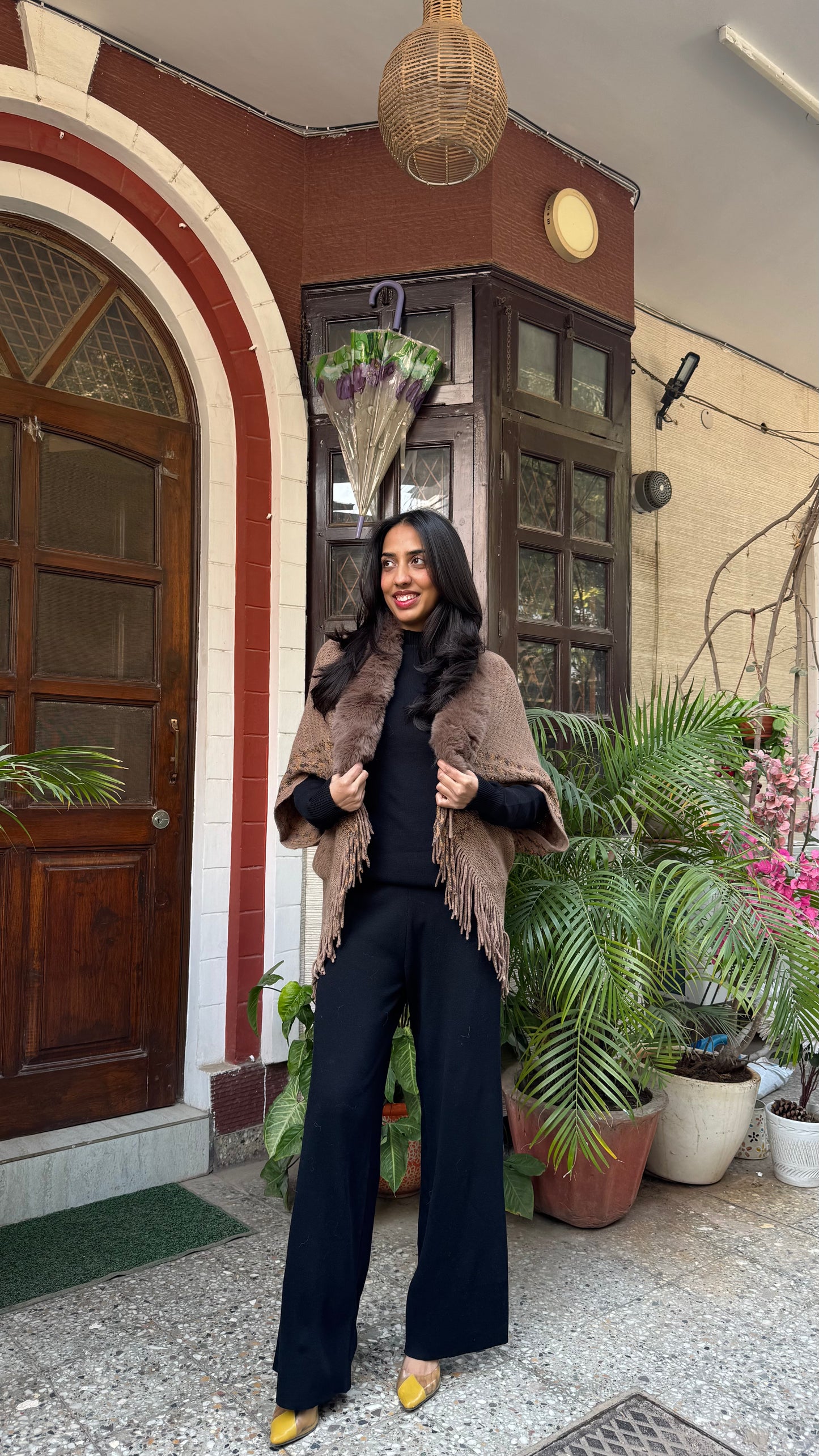 Houndstooth Fur Shrug - Brown (Free Size)