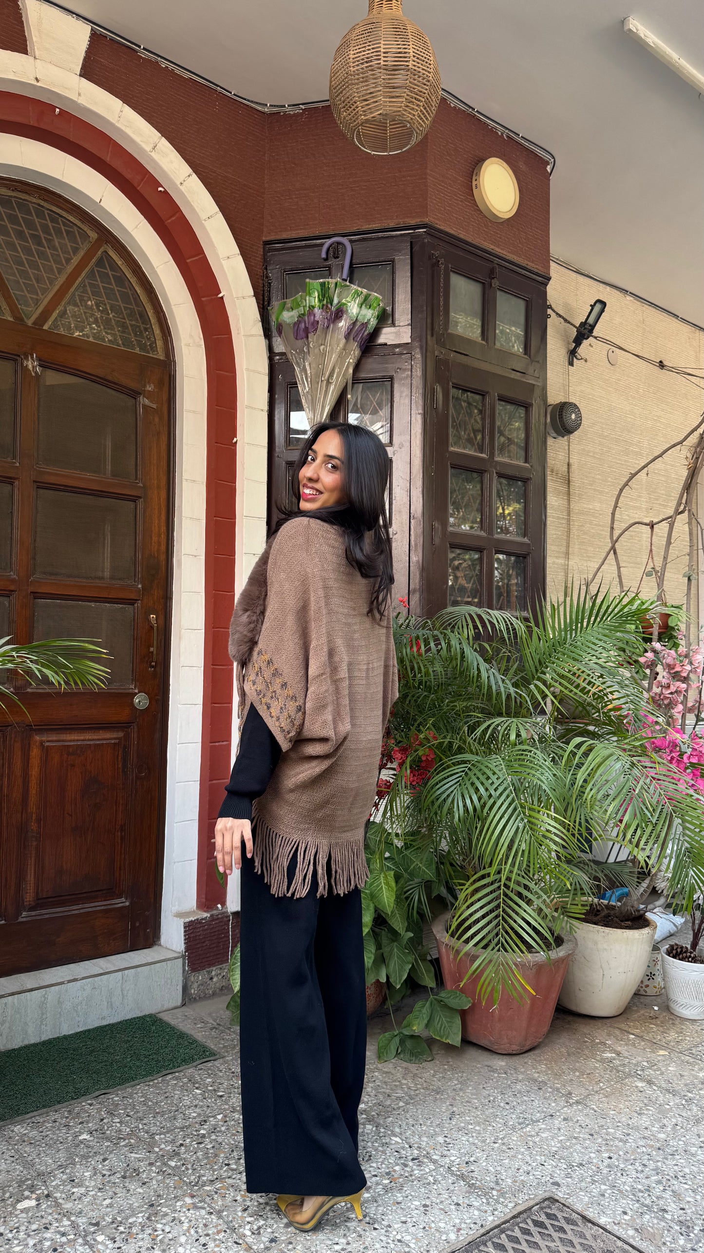 Houndstooth Fur Shrug - Brown (Free Size)