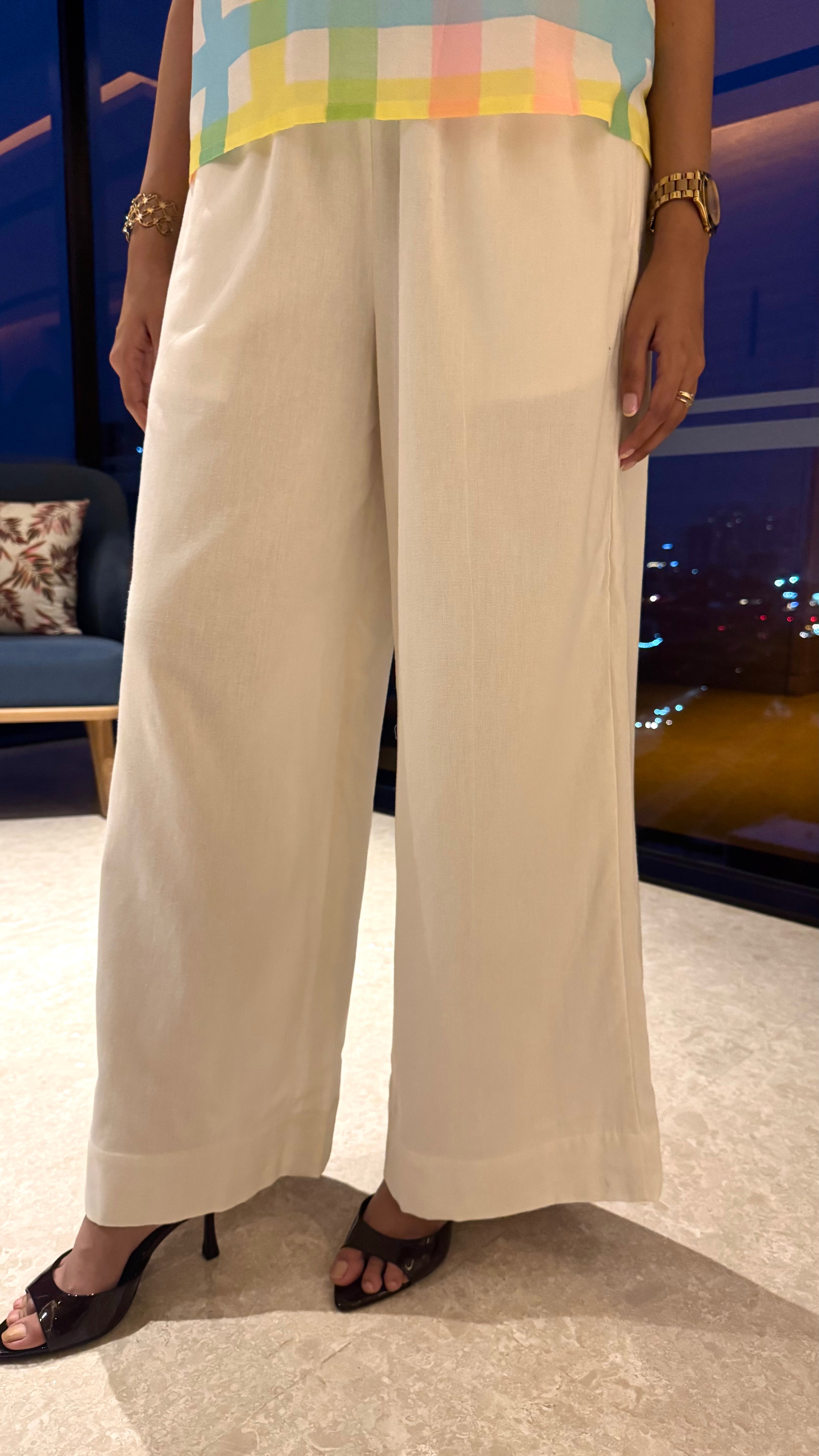 No Transy Cotton-Linen Lowers – White