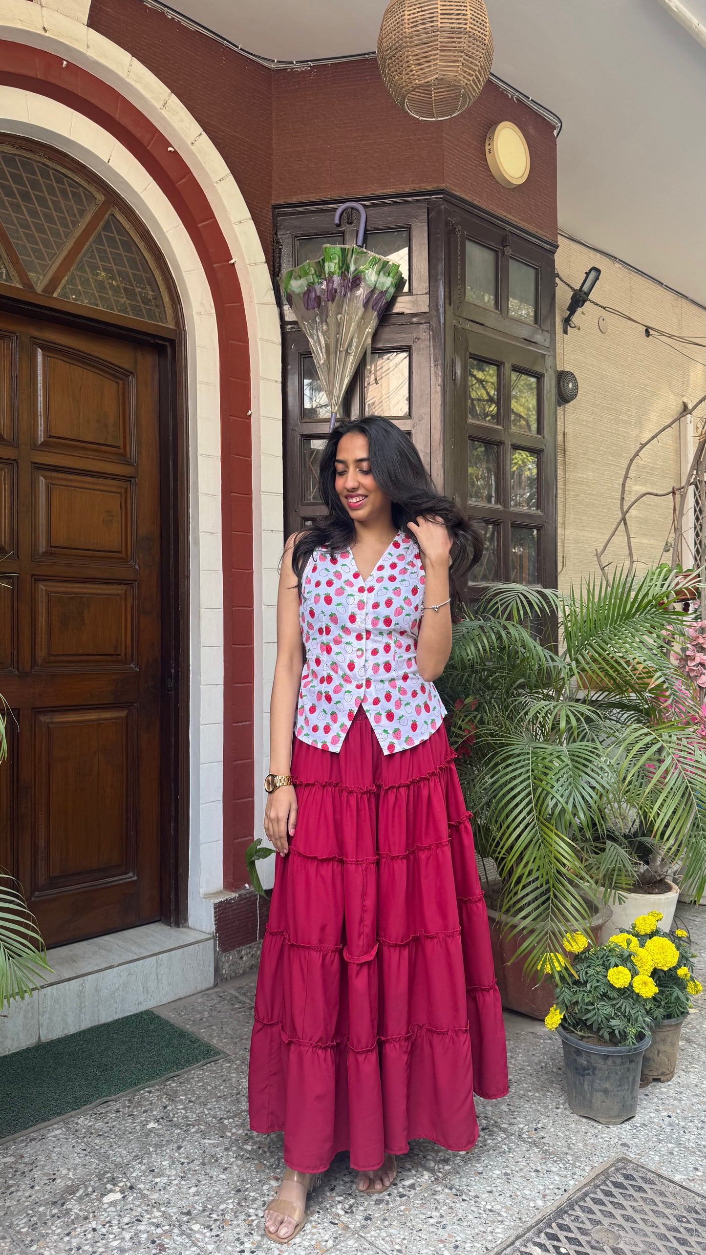Belle Cotton Shirt (Sleeveless)  - Strawberry