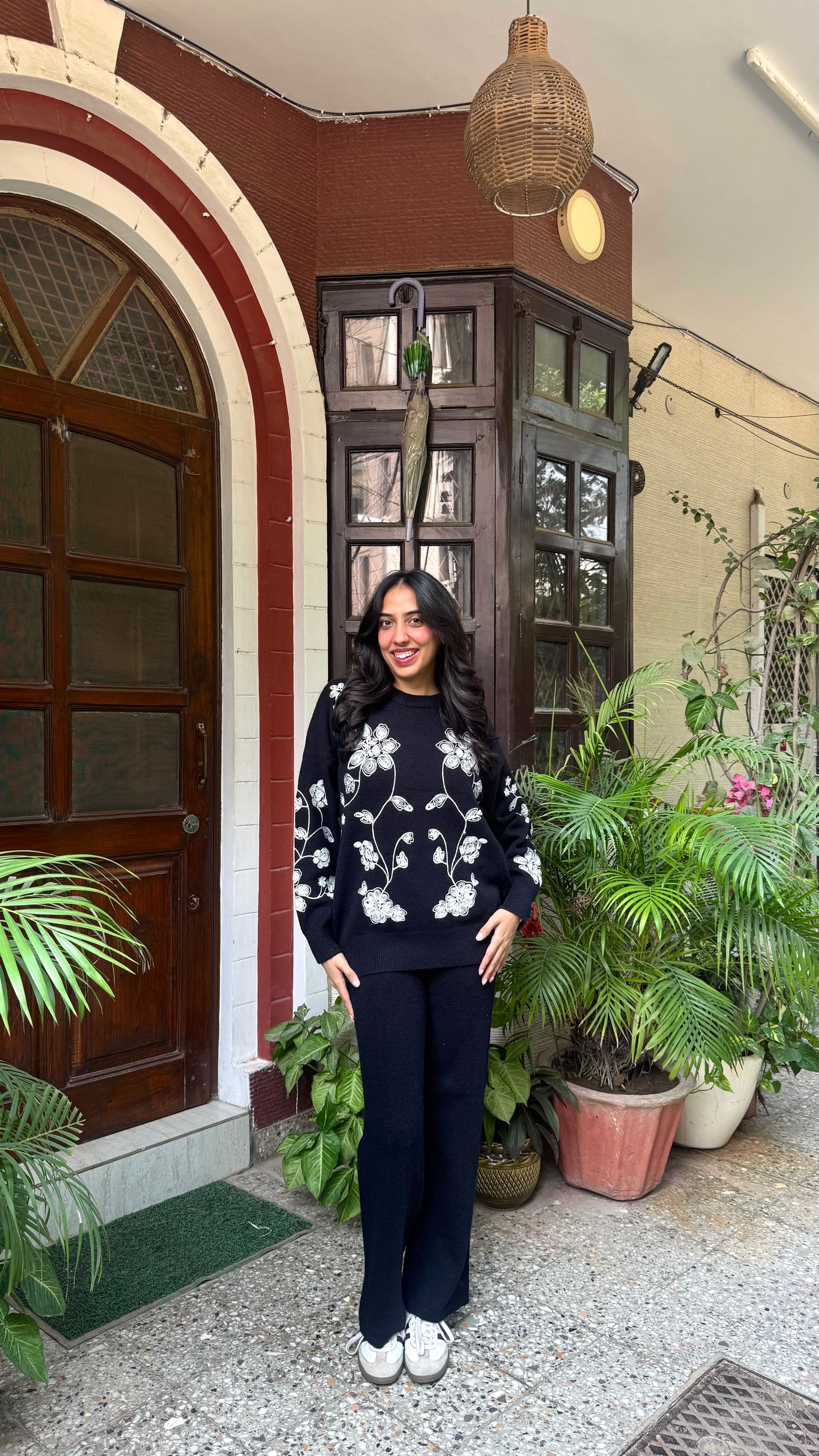 Embroidered Floral Warm Airport Set - Black (Free Size) - Premium Collection