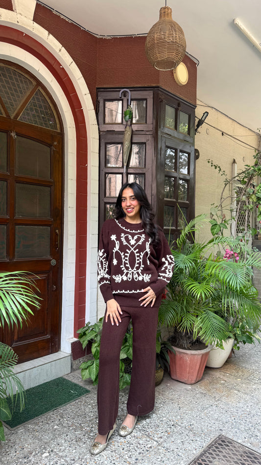 Embroidered Floral Warm Airport Set - Brown (Free Size) - Premium Collection