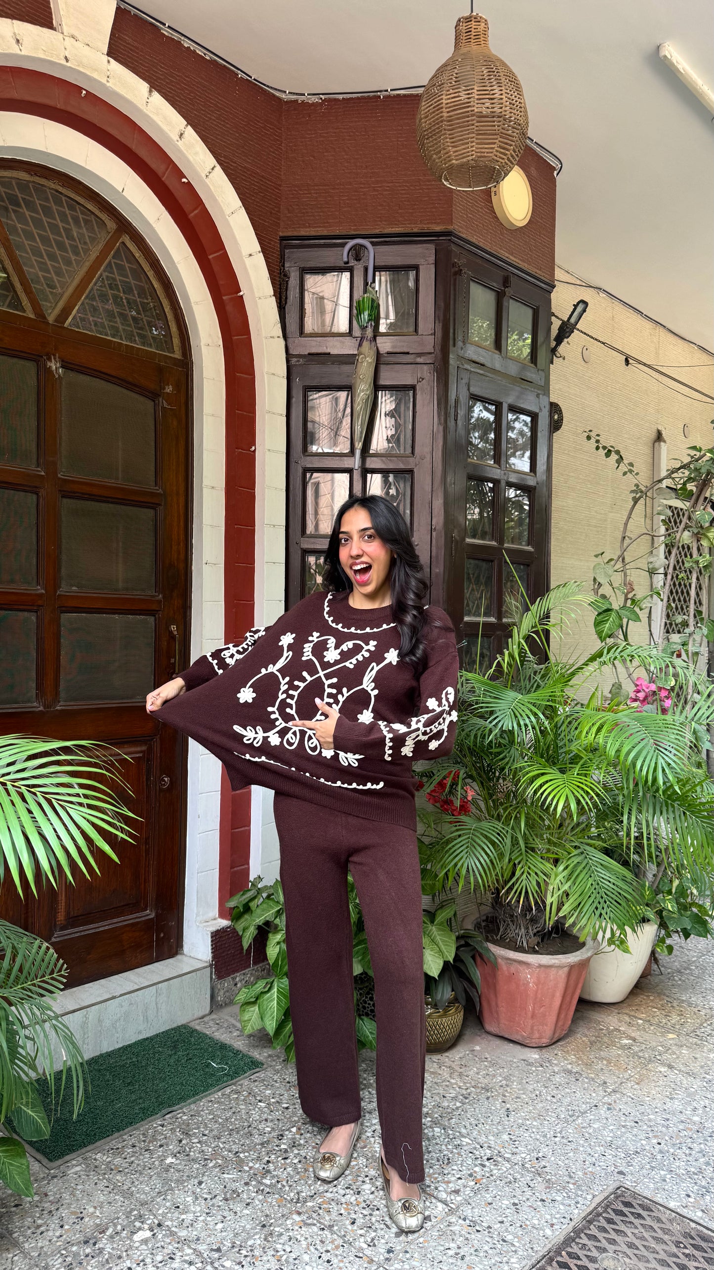 Embroidered Floral Warm Airport Set - Brown (Free Size) - Premium Collection