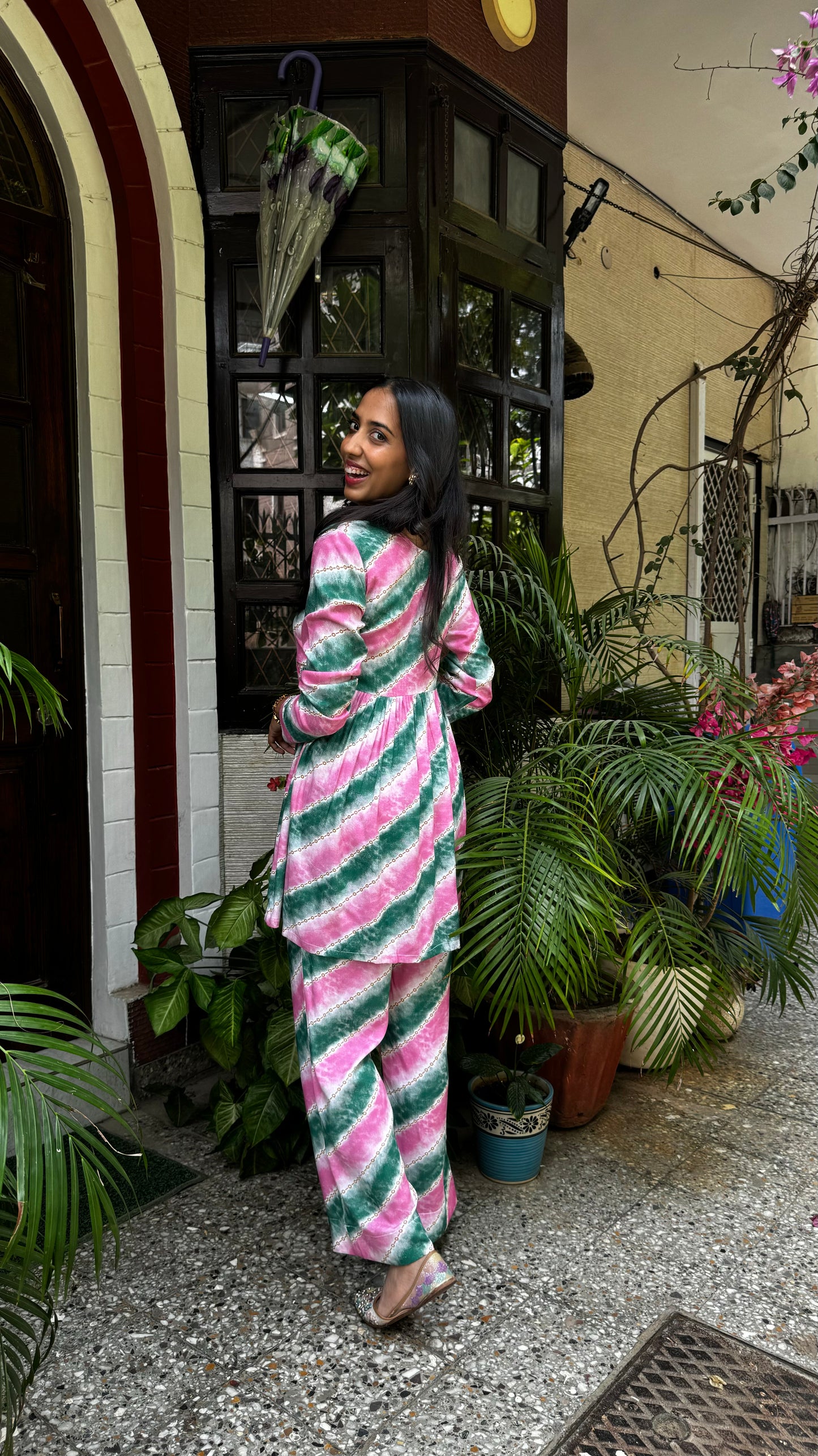 Lehariya Patakha Set - (Premium Collection)