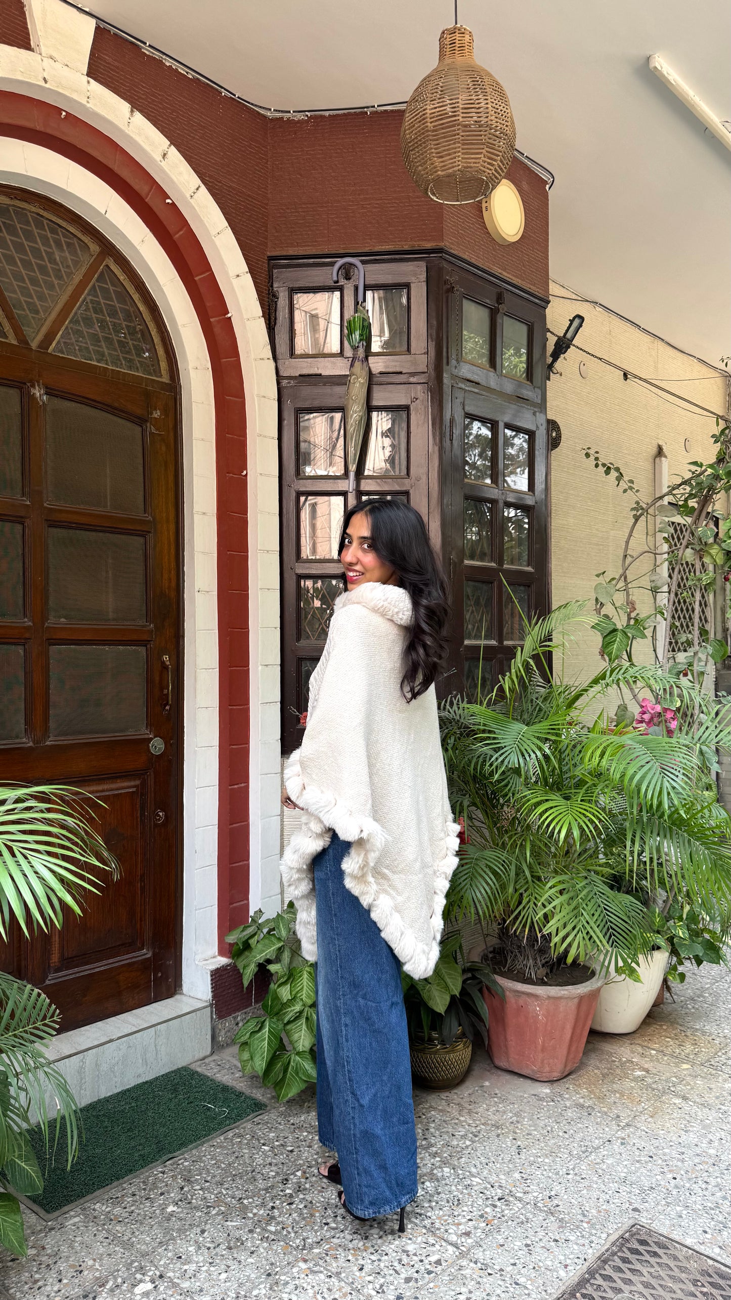 Luxury Blizzard Woollen Fur Poncho (Free Size) - Cream