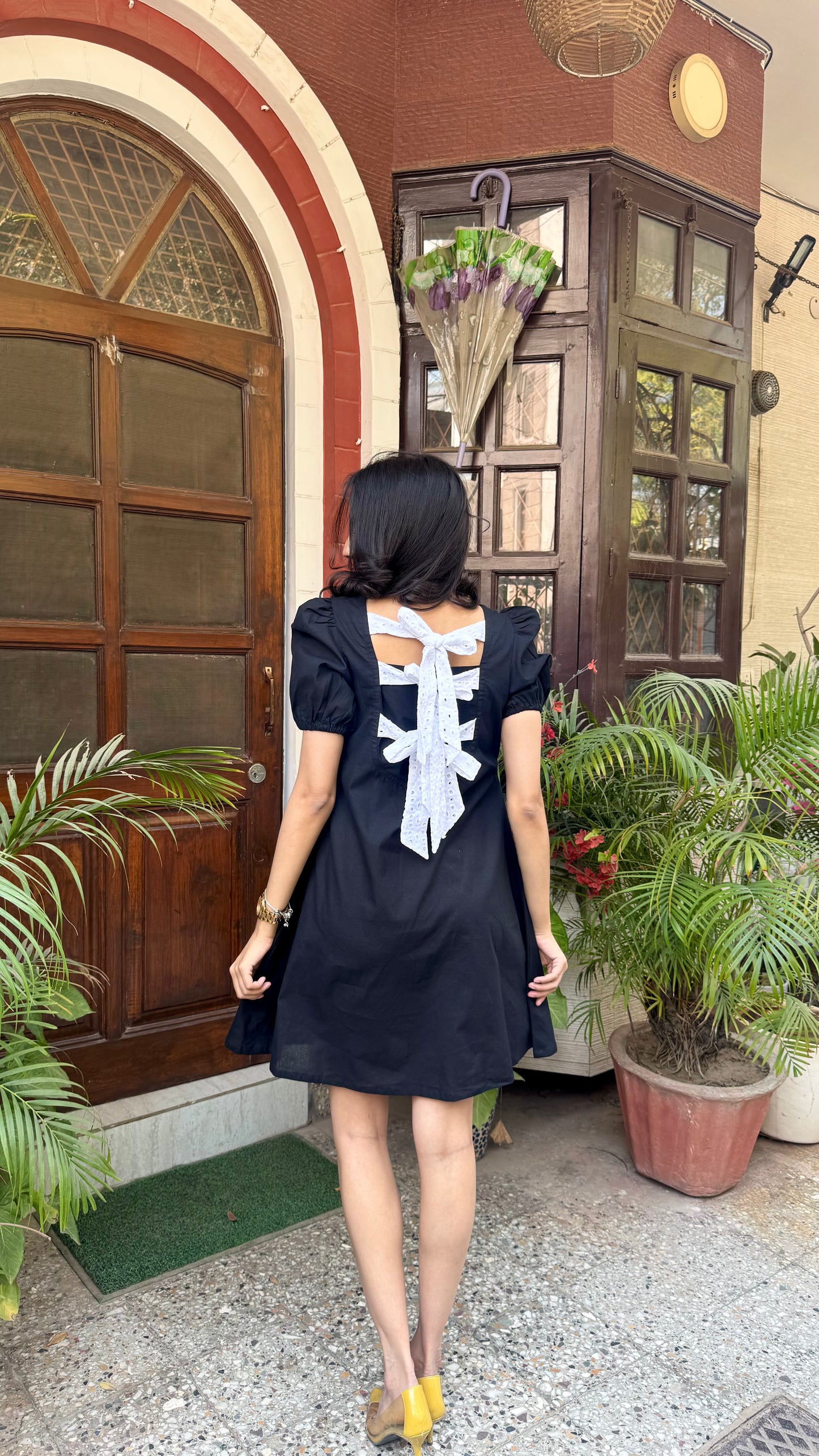 Black Schiffli Bow Cotton Dress – Regular
