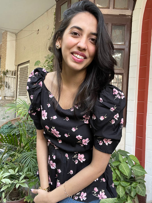 Black Floral Puffed Top