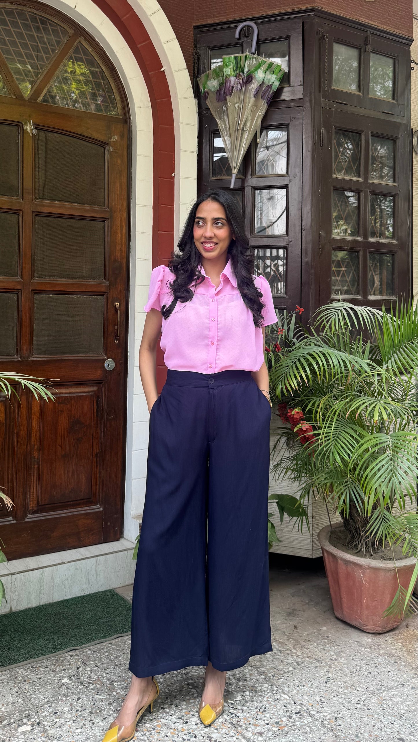 Crisp Collar Sheer Shirt - Pink