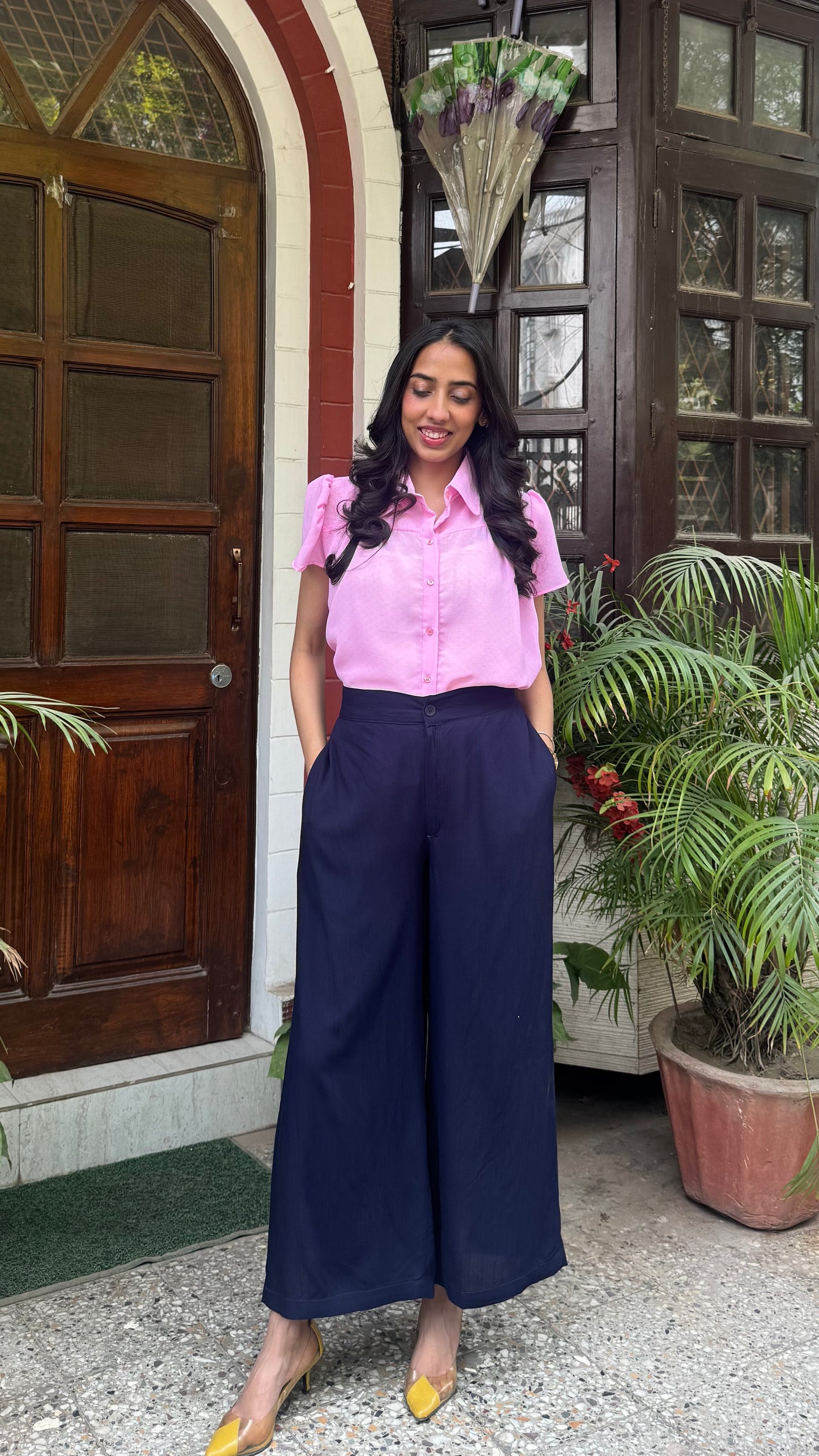 Crisp Collar Sheer Shirt - Pink