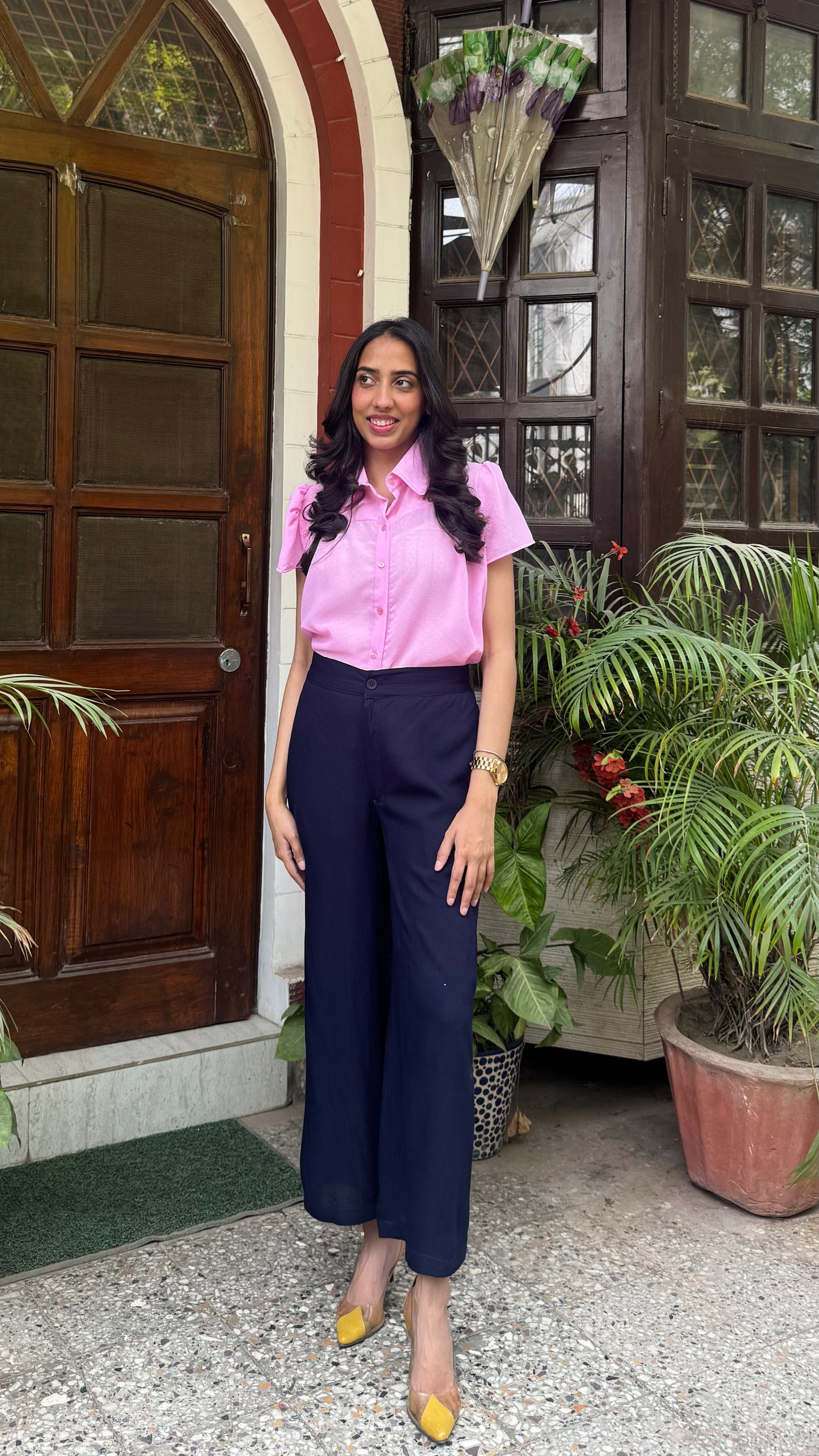 Crisp Collar Sheer Shirt - Pink