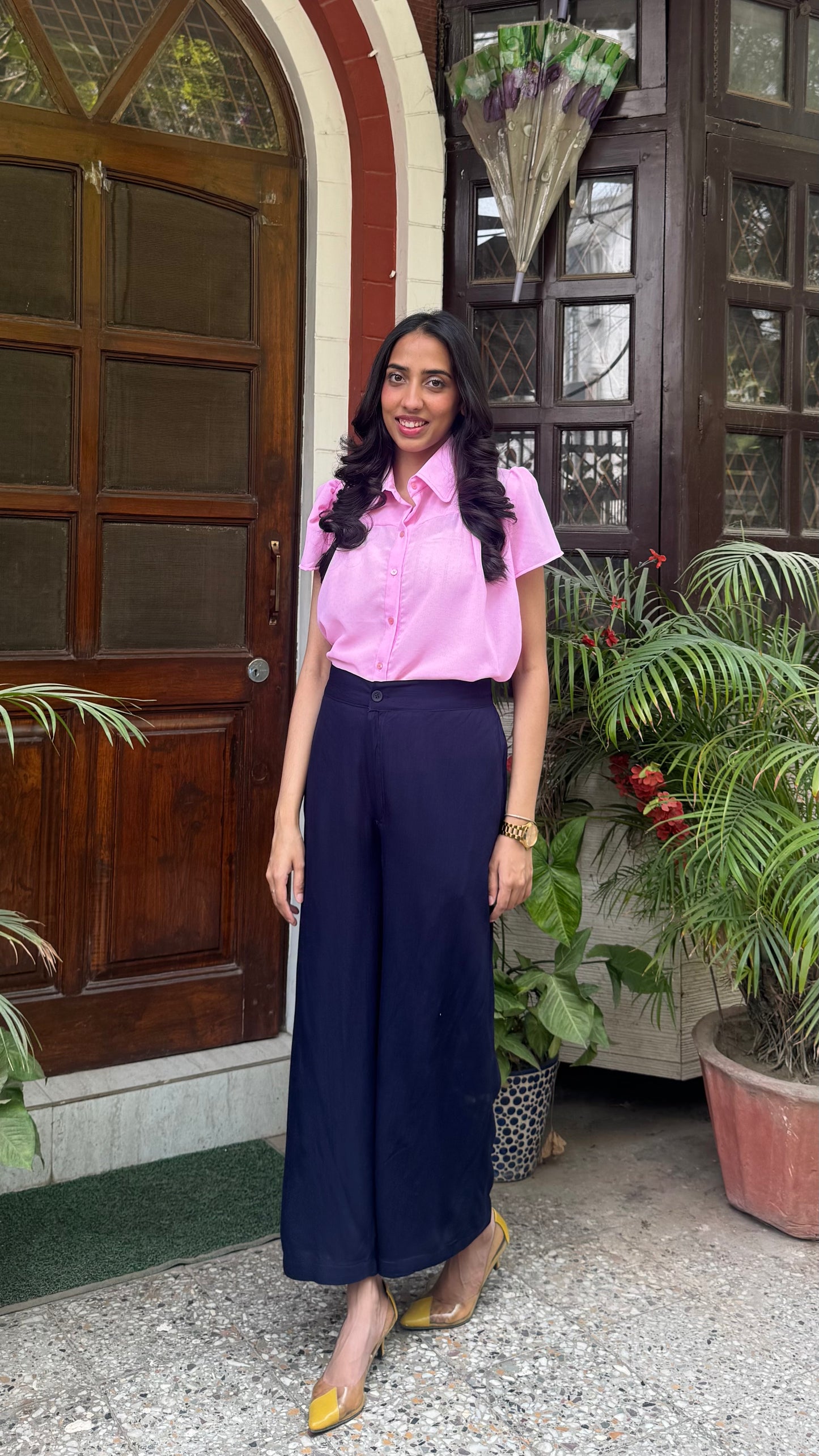 Crisp Collar Sheer Shirt - Pink