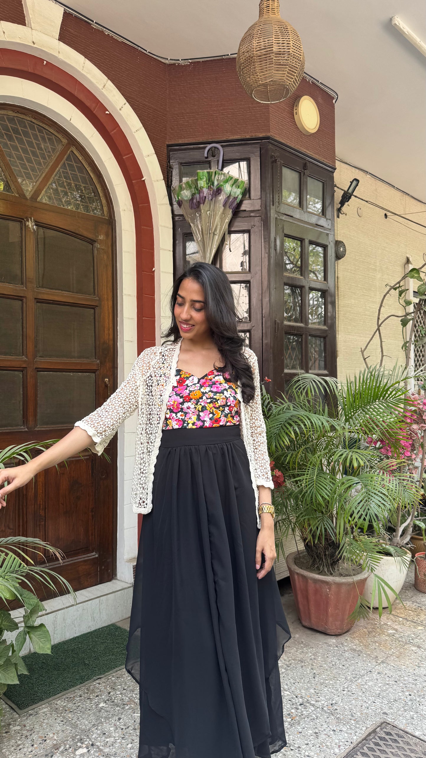 Lacy Lace Shrug - Cream (Free Size)