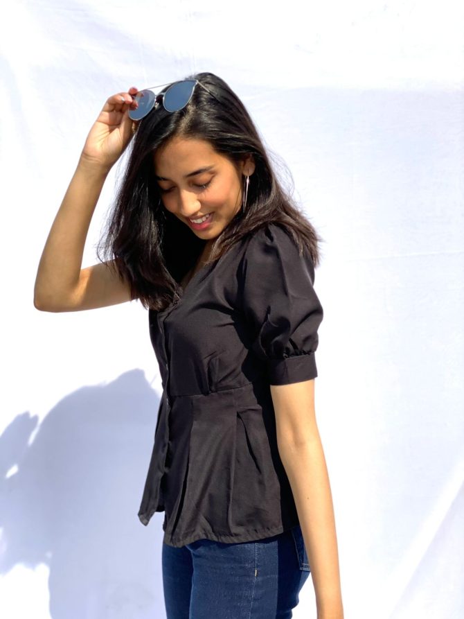 Basic B Black Top
