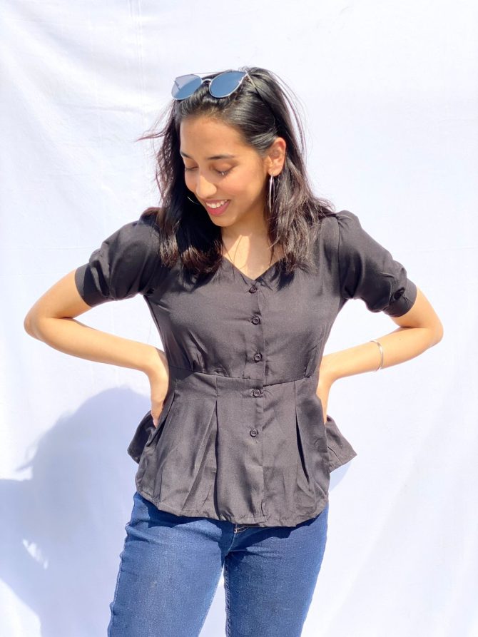 Basic B Black Top