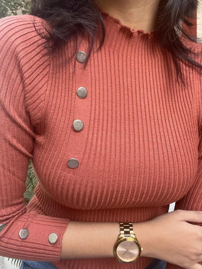 Brown Buttoned Ribbed Sweater (Free Size)