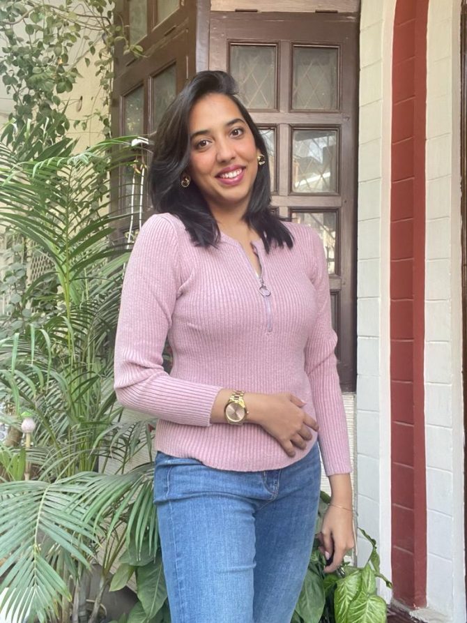 Ribbed Pink Sweater (Free Size)