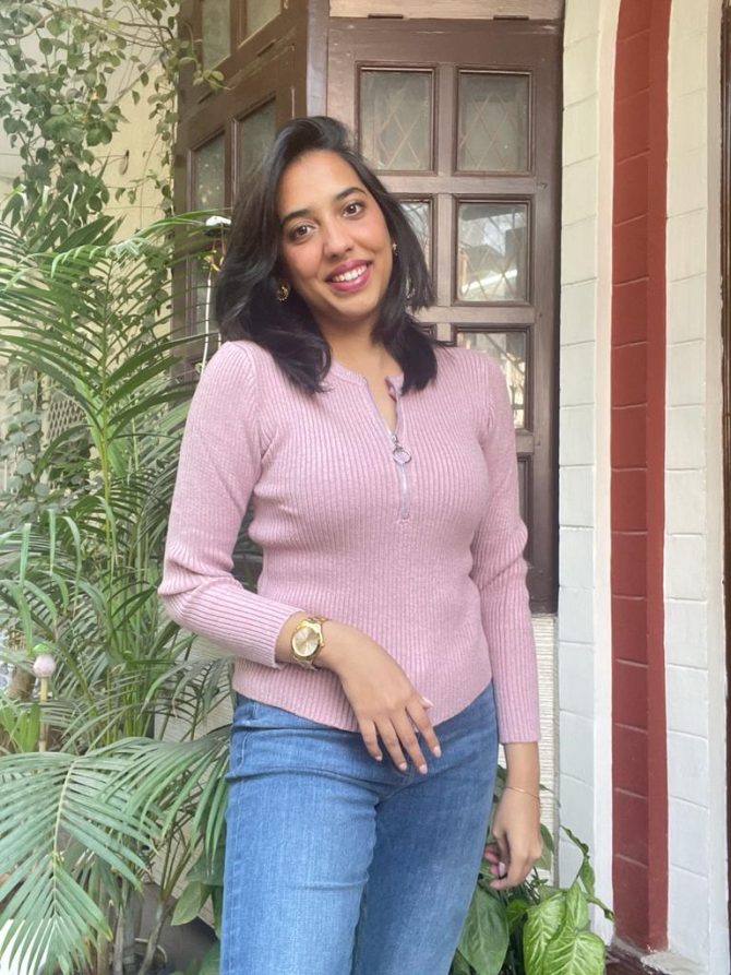 Ribbed Pink Sweater (Free Size)
