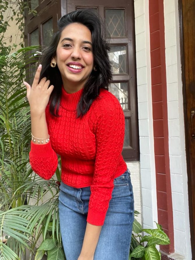 Red Cable Knit Sweater (Free Size)