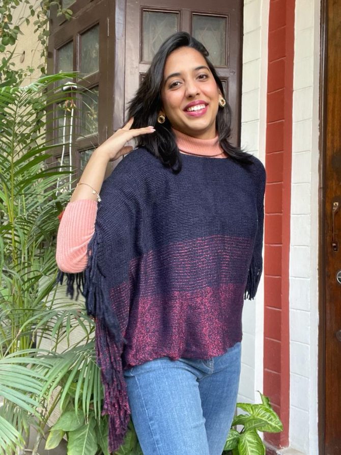 Ombre Woollen Poncho (Free Size)