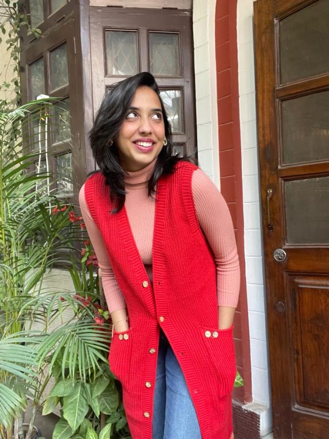 Red Woollen Shrug (Free Size)