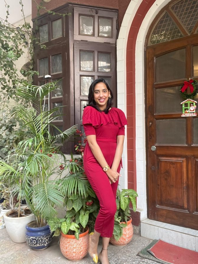 Ruffles Jumpsuit with Sleeves- Maroon