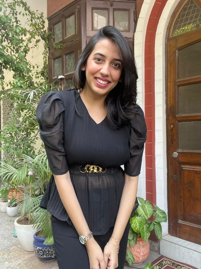 Girl Boss Top -Black
