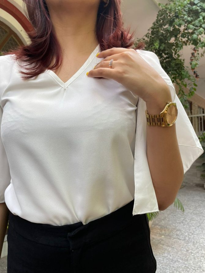 Manifesting CEO Top- White