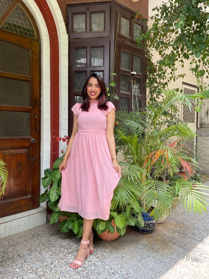 Trophy Georgette Dress- Pink