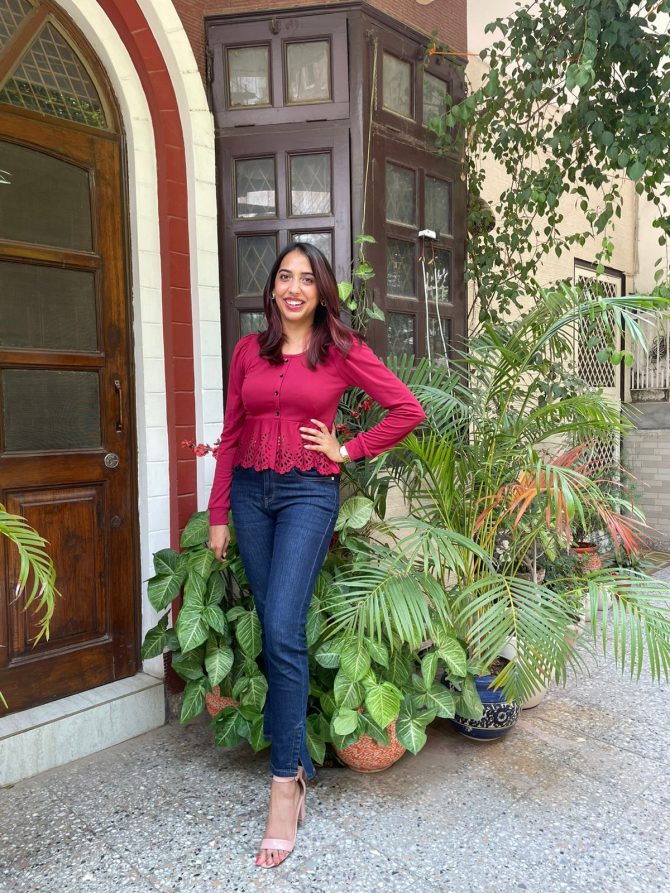Mia Peplum Top - Maroon