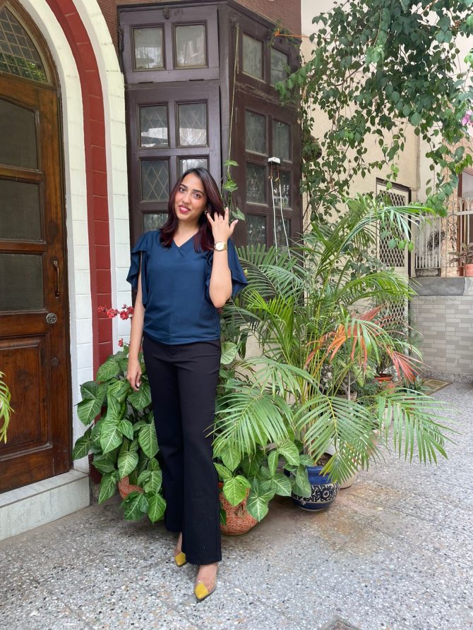 Manifesting CEO Top- Navy Blue