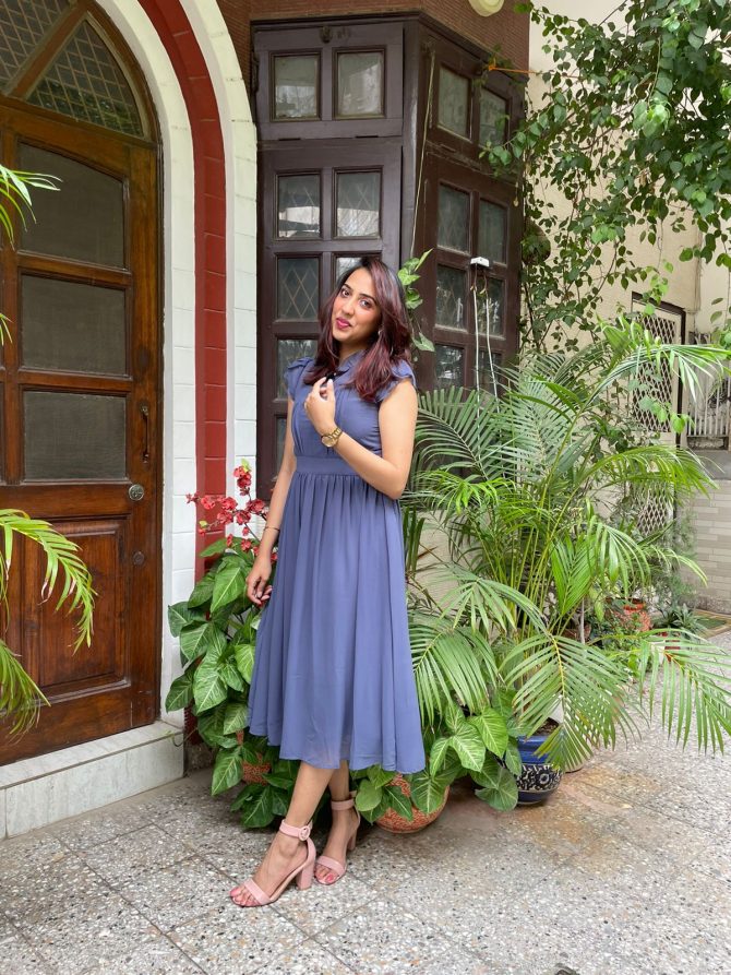 Trophy Georgette Dress- Blueish Grey