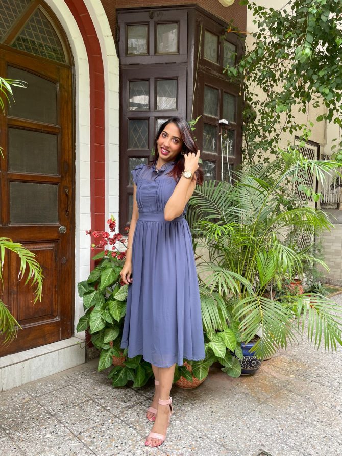 Trophy Georgette Dress- Blueish Grey