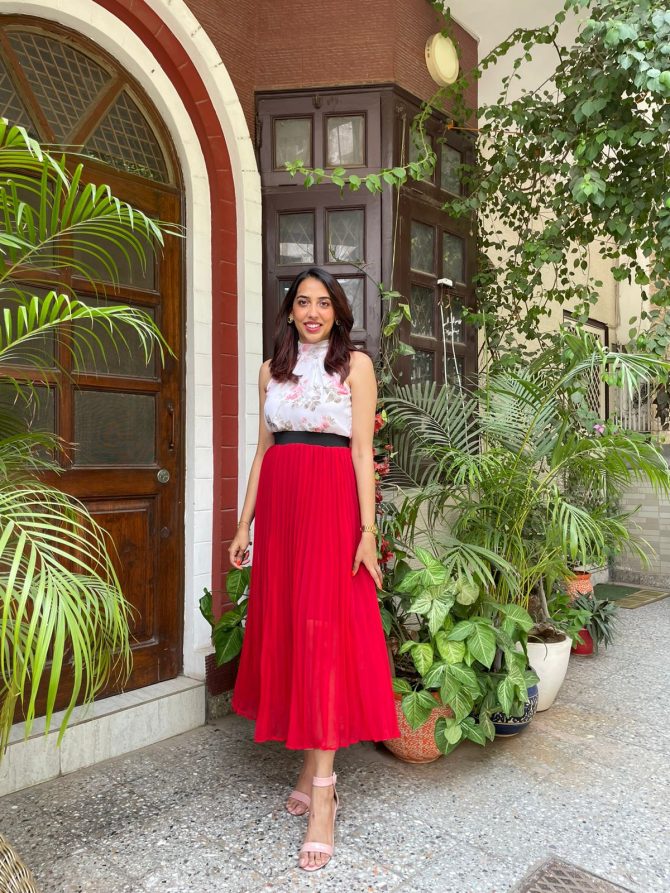 Goddess Pleated Skirt (Free Size)- Red