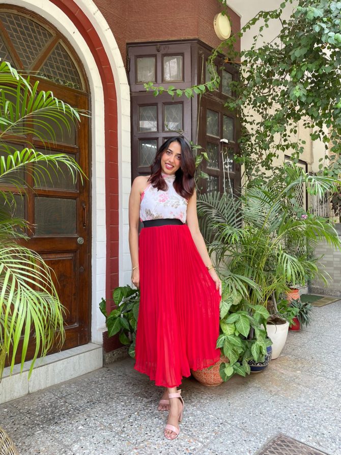 Goddess Pleated Skirt (Free Size)- Red