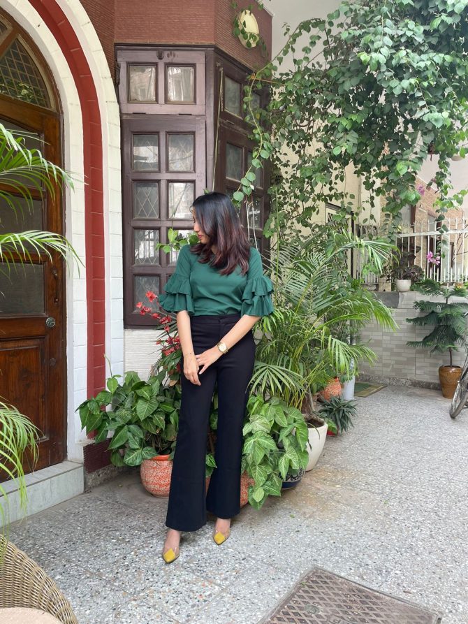 Ruffled Bell Sleeve Top- Green